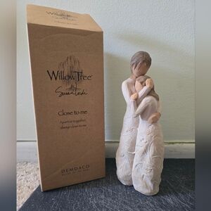 Willow Tree 'Close to Me' Figurine, 2008